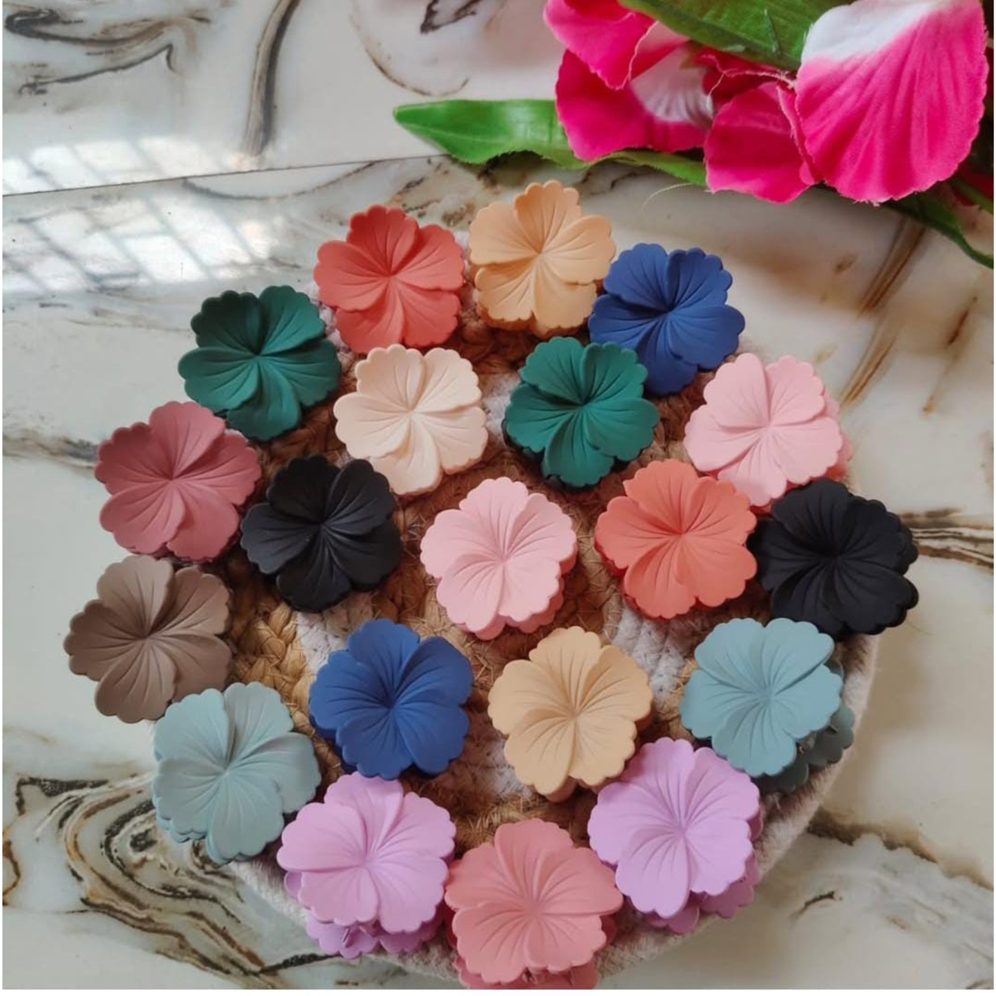 🌺Matte Hibiscus Hair Claw Clip