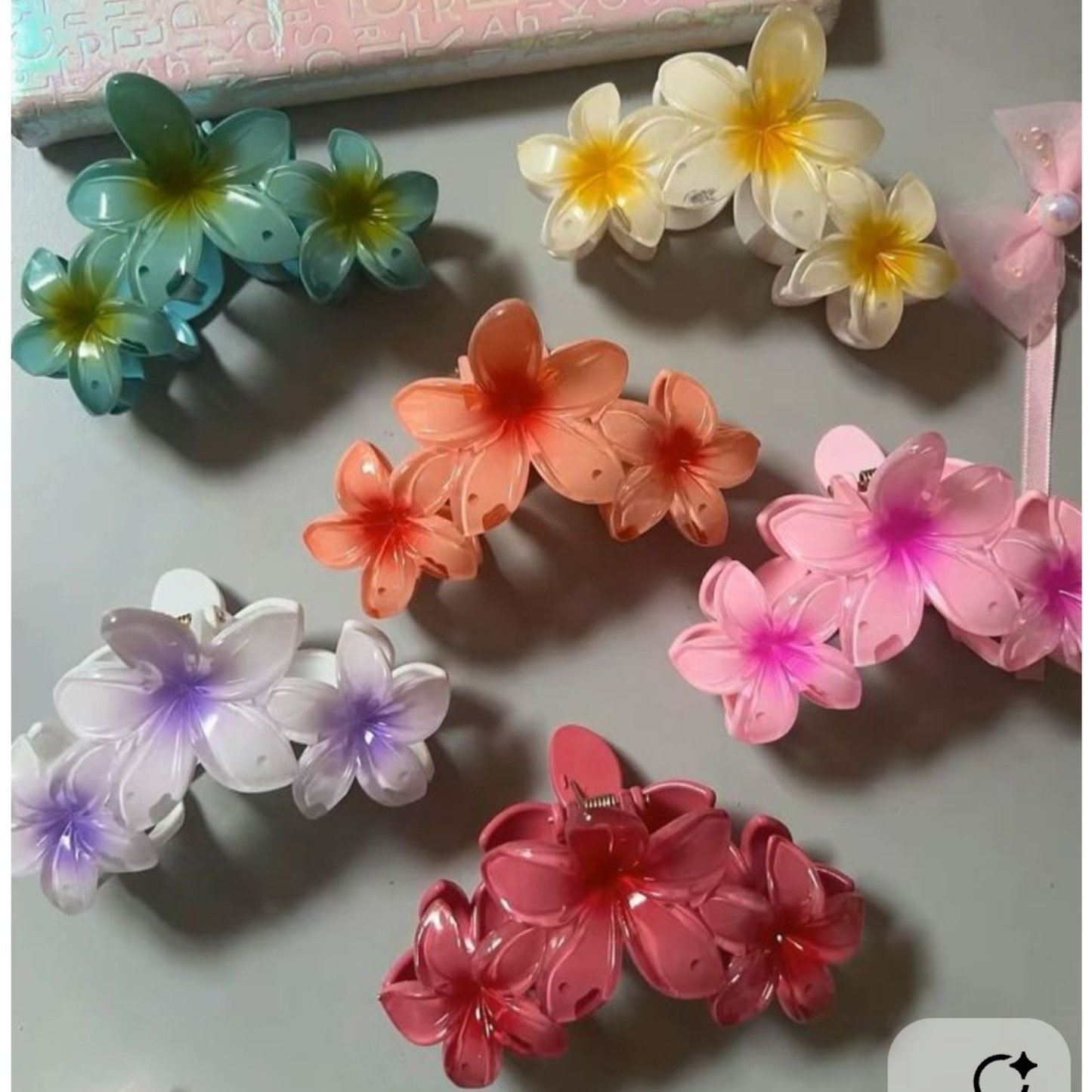 Tropical Bloom Glossy Claw Clip.