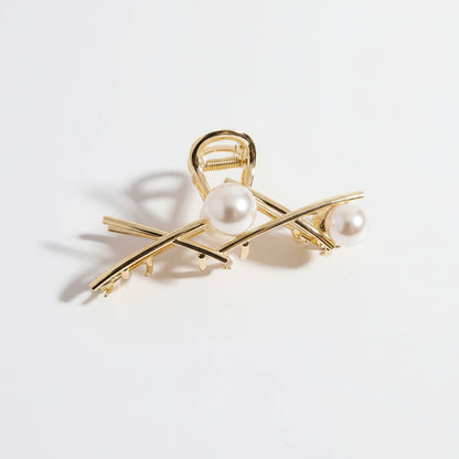 Elegant Pearl Hair Claw Clip